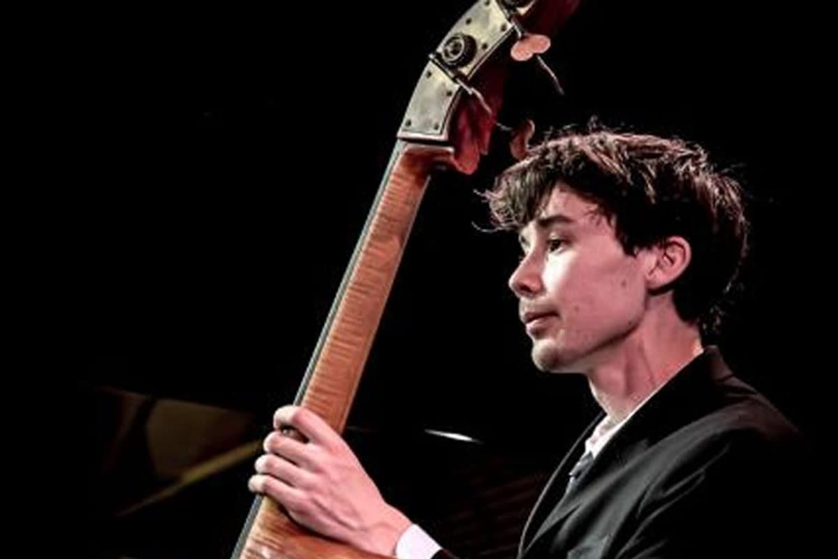 Felix Moseholm Trio - Like Yours