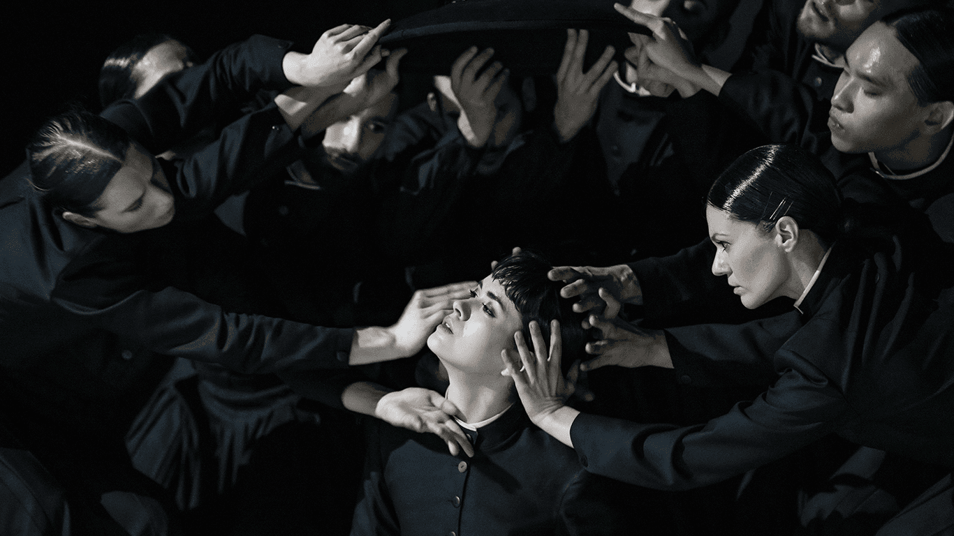 MiR Dance Company